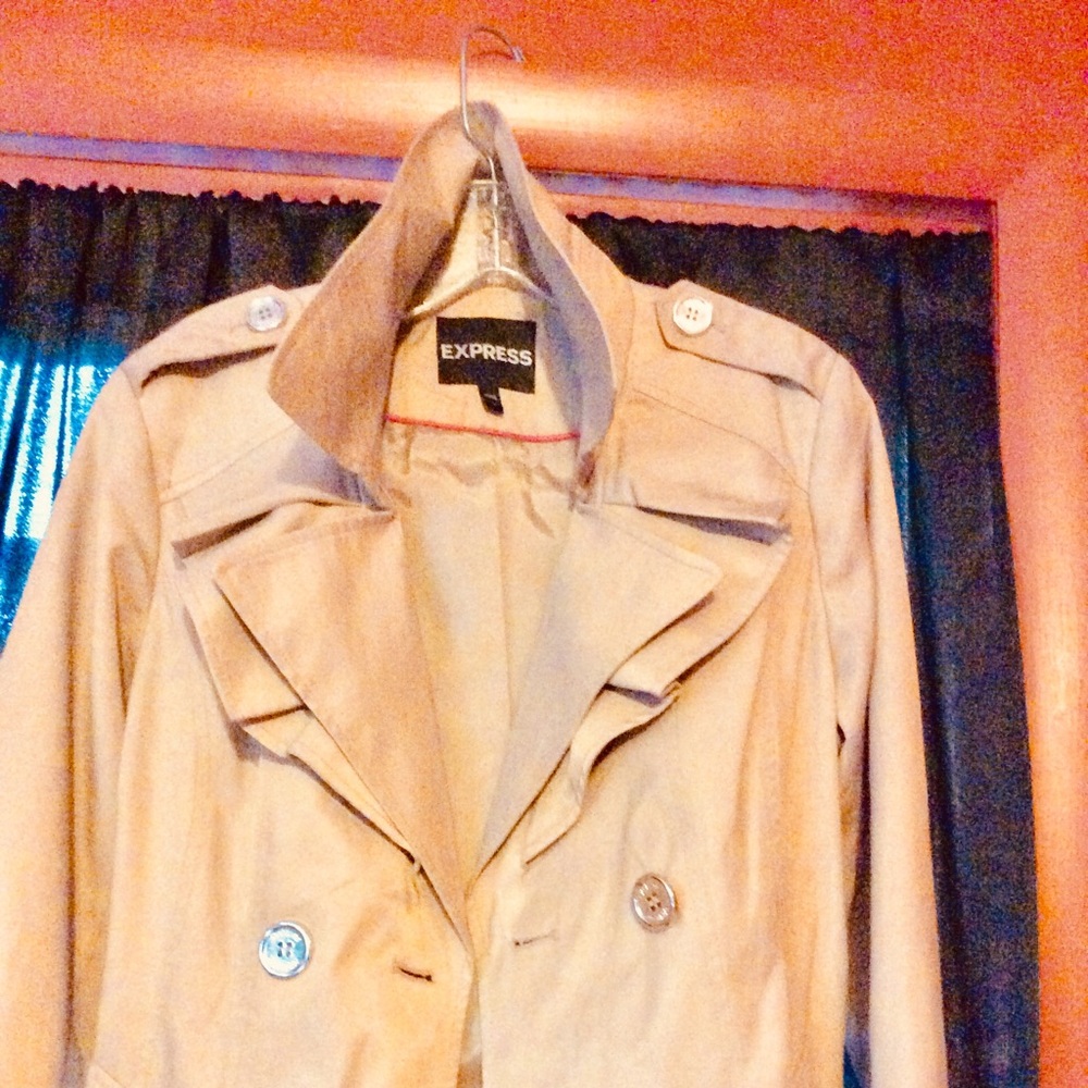 Trench Coat